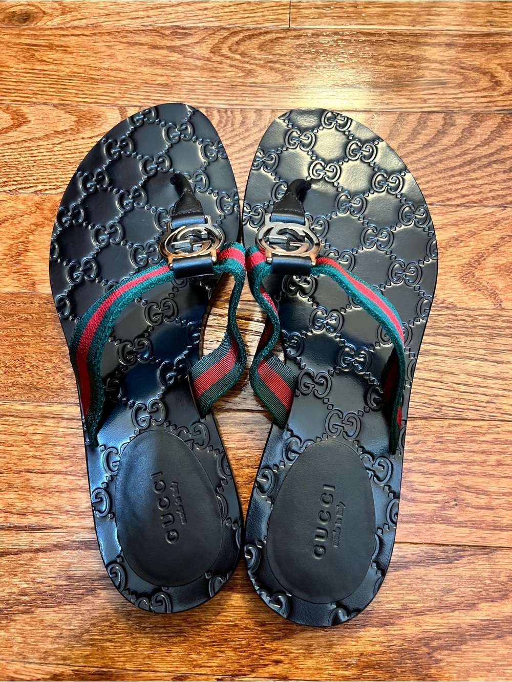 Gucci Black Leather Logo Web Ribbon Sandals with Gold Hardware - Picture 4 of 4